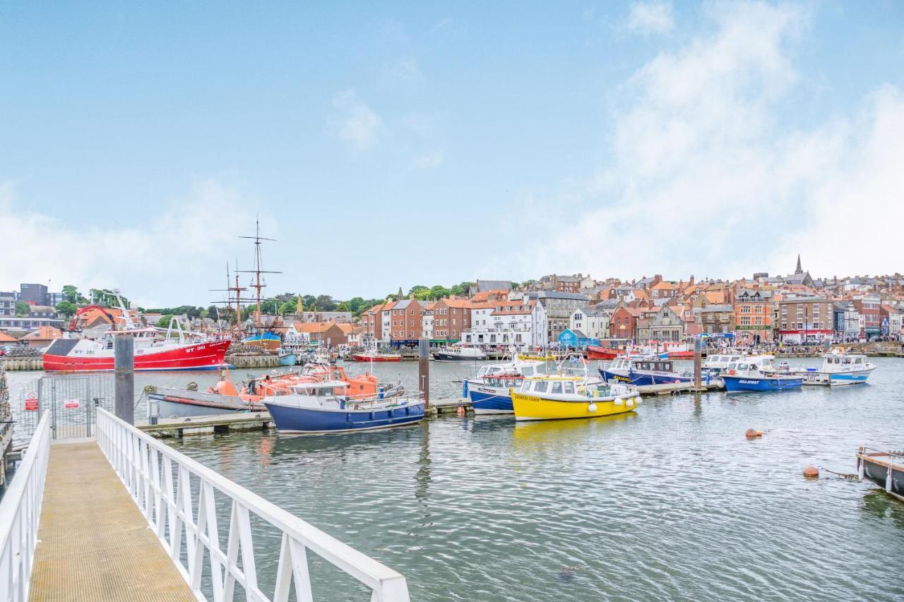 What A View At Quayside Apartment Whitby Ngoại thất bức ảnh